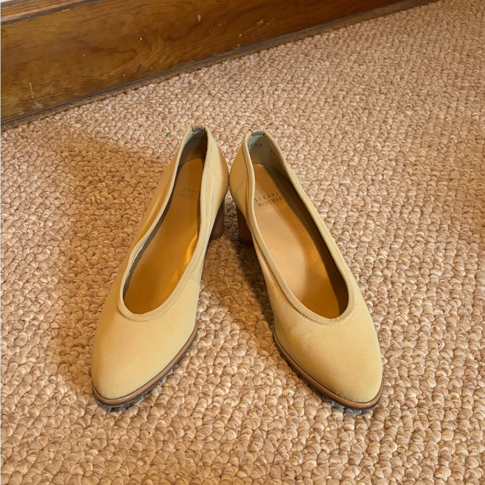 Stuart Weitzman Pumps
